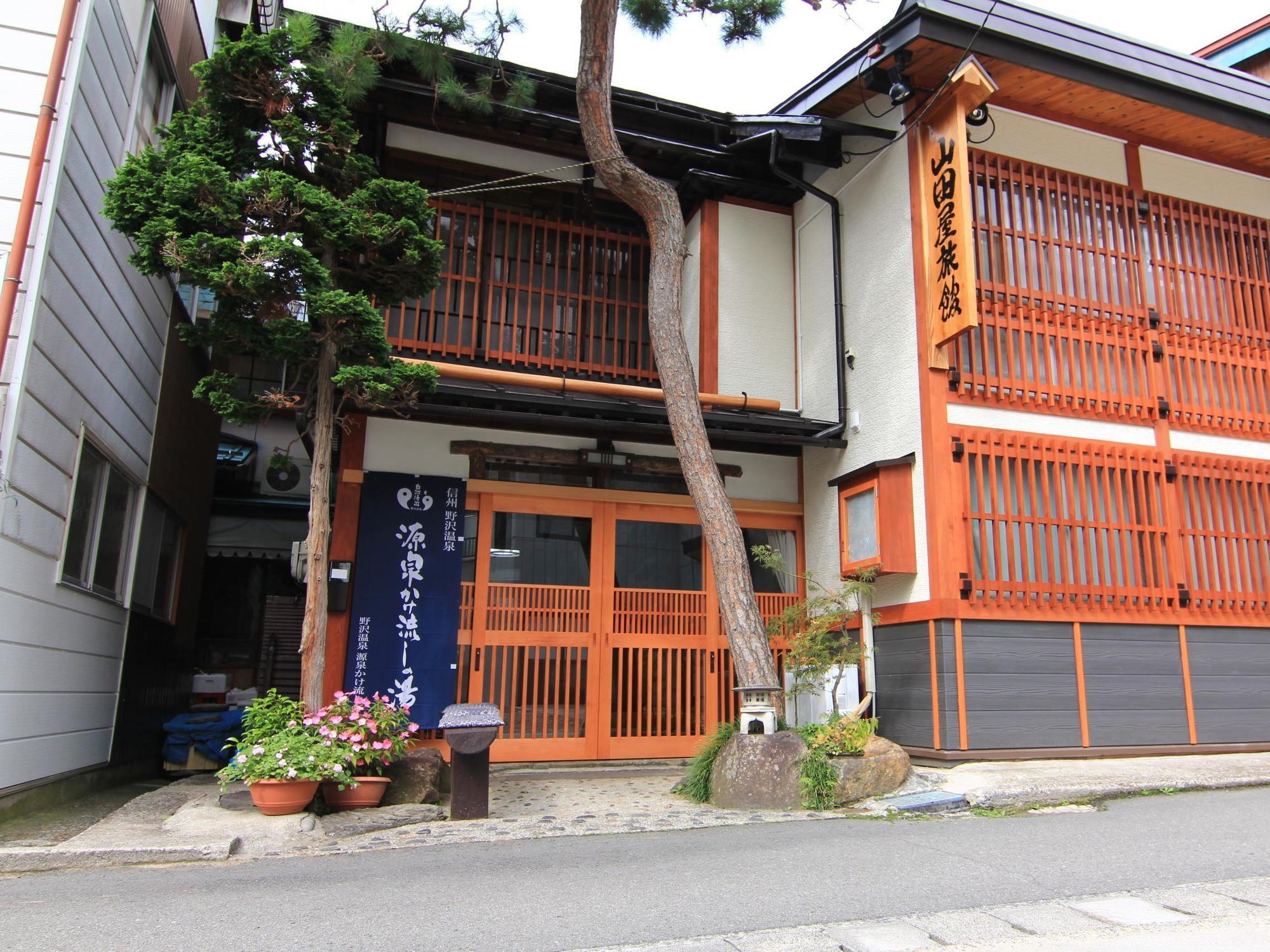 Yamadaya Ryokan Нодзава Онсен Екстериор снимка