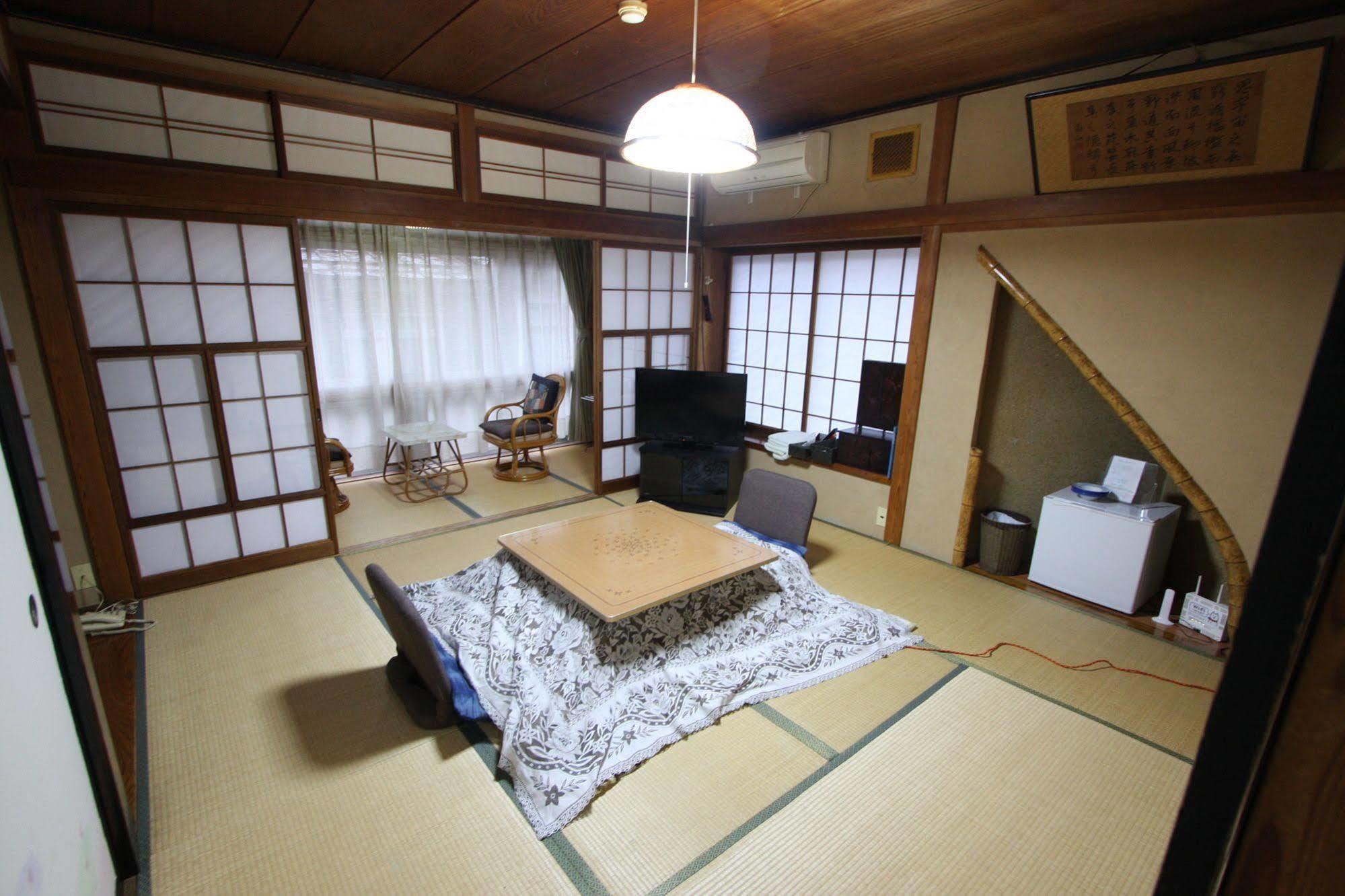 Yamadaya Ryokan Нодзава Онсен Екстериор снимка