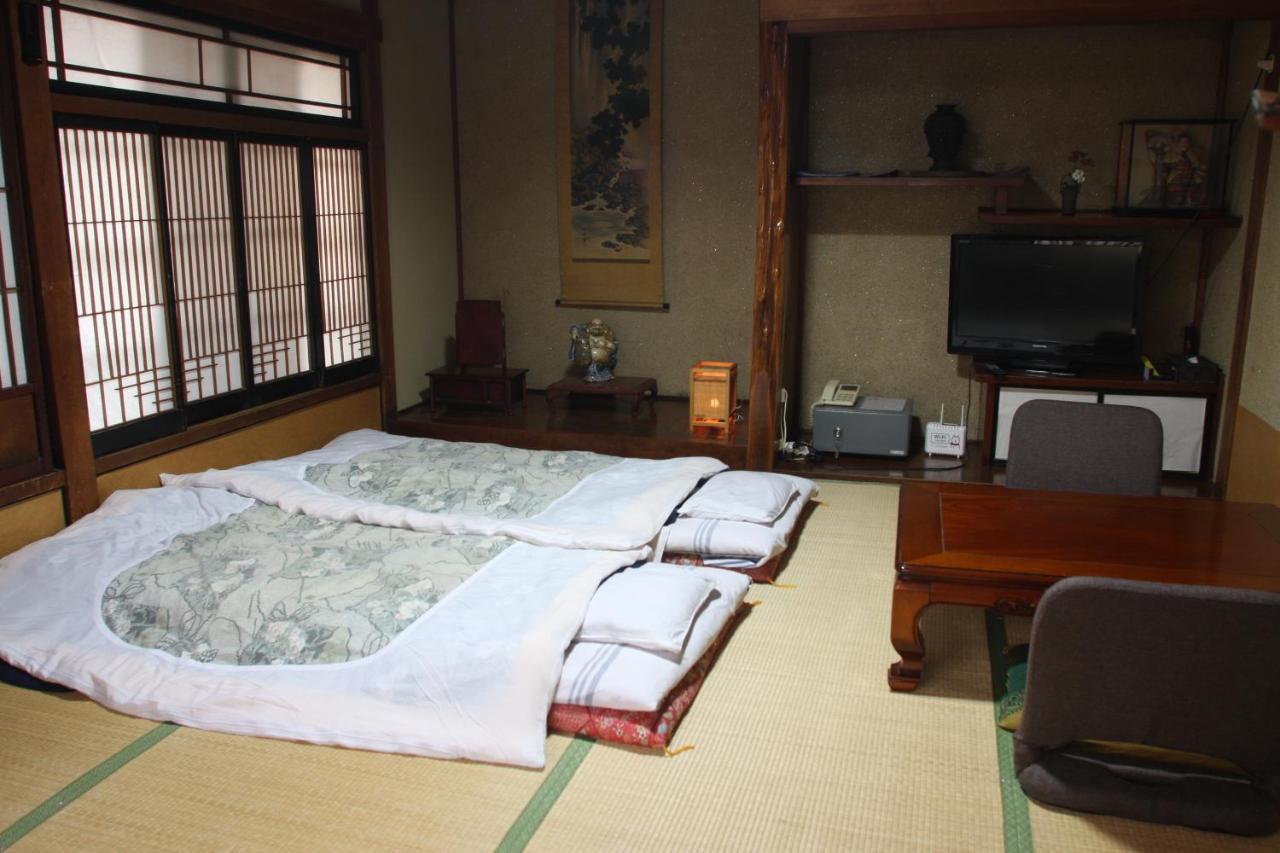 Yamadaya Ryokan Нодзава Онсен Екстериор снимка