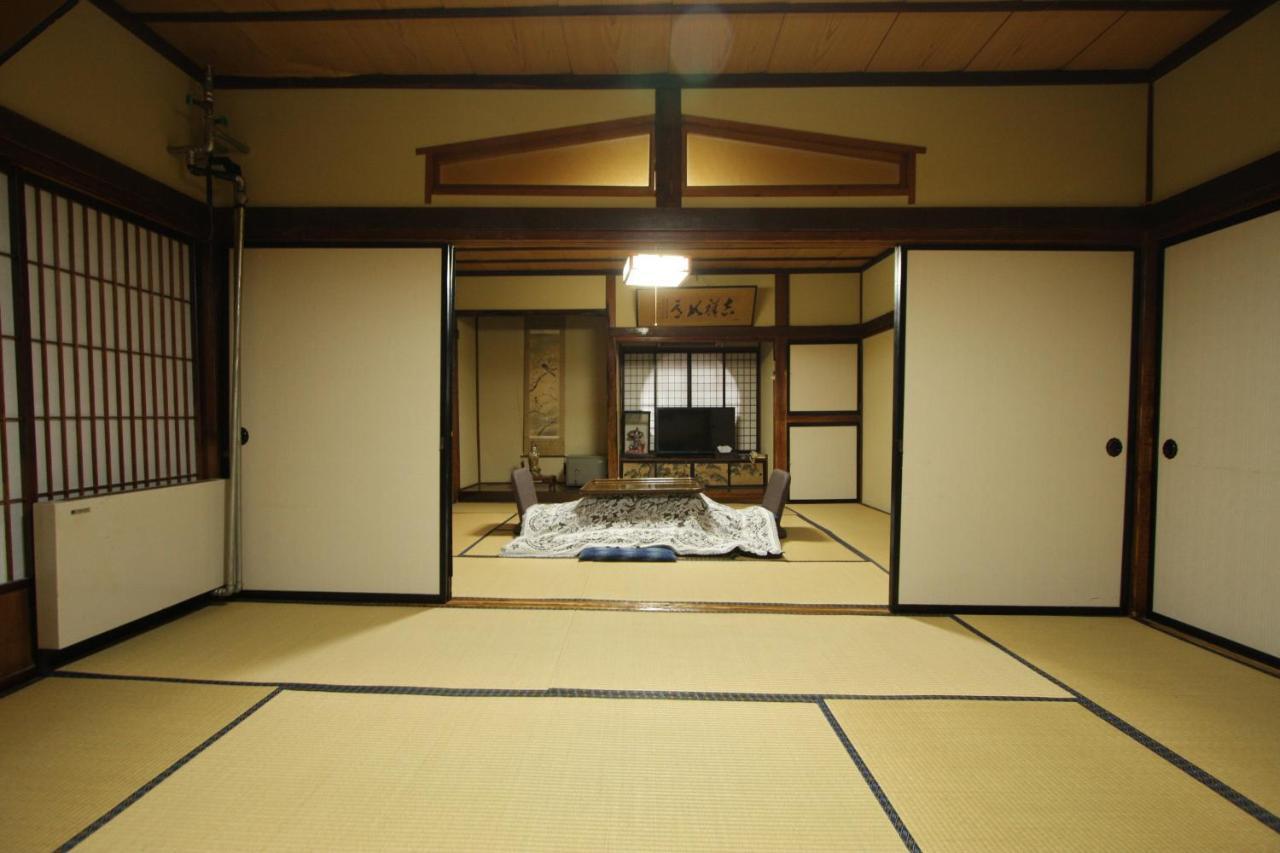 Yamadaya Ryokan Нодзава Онсен Екстериор снимка