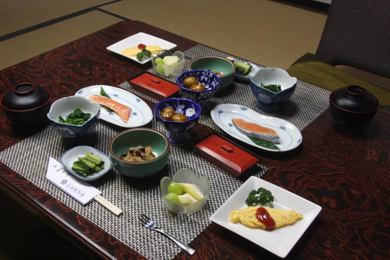 Yamadaya Ryokan Нодзава Онсен Екстериор снимка