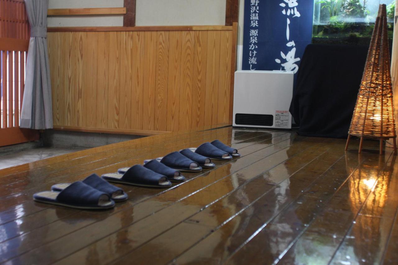 Yamadaya Ryokan Нодзава Онсен Екстериор снимка