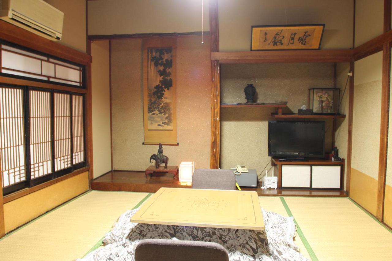Yamadaya Ryokan Нодзава Онсен Екстериор снимка